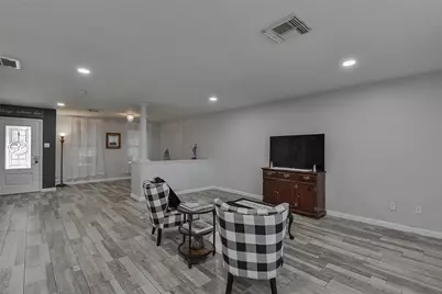 8319 Lemongrass Avenue, Baytown, TX 77521 - Photo 9