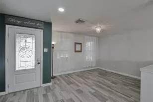 8319 Lemongrass Ave, Baytown, TX 77521 - Photo 7