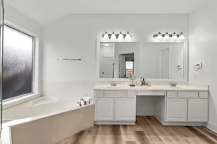 3284 Gladewater Ln, League City, TX 77573 - Photo 25