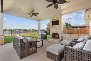 3284 Gladewater Ln, League City, TX 77573 - Photo 1