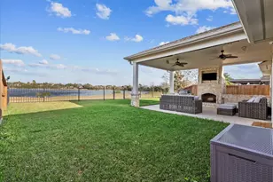 3284 Gladewater Ln, League City, TX 77573 - Photo 31