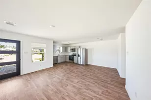 16802 N Marie Vlg Dr, Conroe, TX 77306 - Photo 7