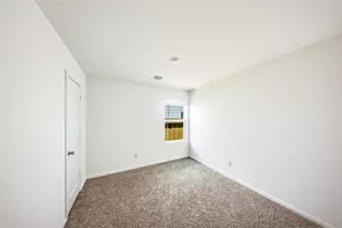 16802 N Marie Vlg Dr, Conroe, TX 77306 - Photo 11