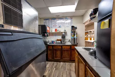 2414 S Gordon Street, Alvin, TX 77511 - Photo 9