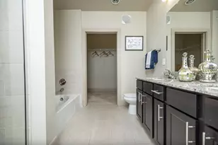 10300 Katy Freeway, Houston, TX 77043 - Photo 5