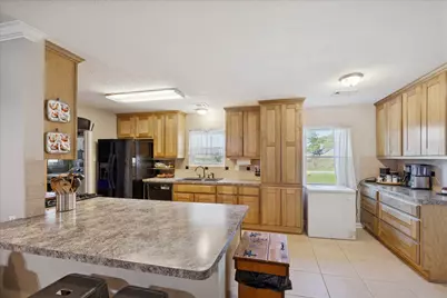 19115 Frey Road, Hempstead, TX 77445 - Photo 11