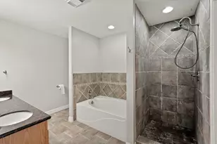 18223 Drum Heller Ln, Tomball, TX 77377 - Photo 5