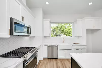 2424 Harrington Street, Houston, TX 77026 - Photo 3