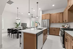 4011 Buffalo Moon Dr, Houston, TX 77045 - Photo 9
