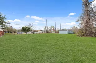 7502 Ley Rd, Houston, TX 77028 - Photo 11