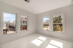 2415 Columbia St, Houston, TX 77008 - Photo 15