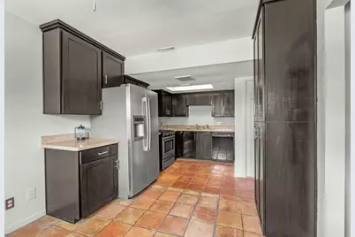 2415 Columbia Street, Houston, TX 77008 - Photo 5