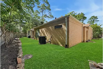 3111 Breezy Pines Court, Houston, TX 77339 - Photo 29