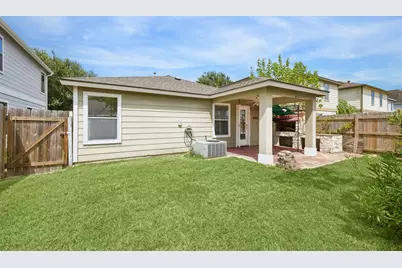 19007 Remington Park Dr, Houston, TX 77073 - Photo 5