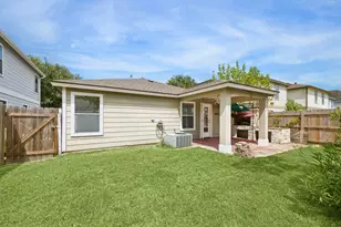 19007 Remington Park Dr, Houston, TX 77073 - Photo 5