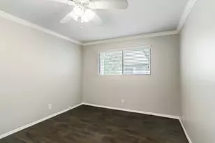 3414 Garrott St, Houston, TX 77006 - Photo 9