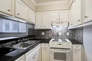 3414 Garrott St, Houston, TX 77006 - Photo 5