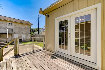 1619 Avenue N, Galveston, TX 77550 - Photo 31