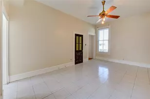 1619 Ave N, Galveston, TX 77550 - Photo 9