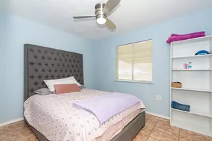 306 Oakhurst St, La Porte, TX 77571 - Photo 11