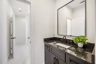3323 Rogers St, Houston, TX 77022 - Photo 25