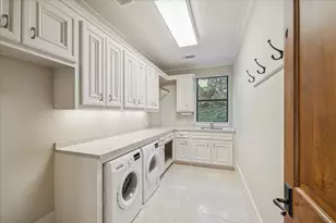 1006 River Glynn Dr, Hunters Creek Village, TX 77063 - Photo 23