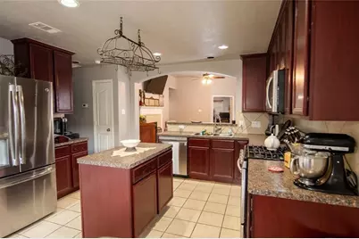 8134 Silent Deep Drive, Rosenberg, TX 77469 - Photo 5