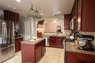 8134 Silent Deep Dr, Rosenberg, TX 77469 - Photo 5