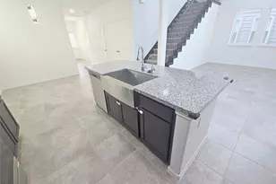 14214 Singing Oaks Trl, Houston, TX 77045 - Photo 9