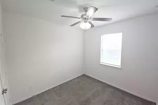 14214 Singing Oaks Trl, Houston, TX 77045 - Photo 33