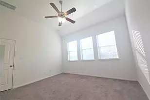 14214 Singing Oaks Trl, Houston, TX 77045 - Photo 23