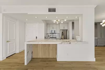 5001 Woodway Drive #1305, Houston, TX 77056 - Photo 7