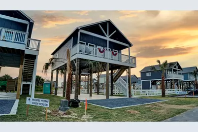 1036 Sunset Circle W, Crystal Beach, TX 77650 - Photo 49