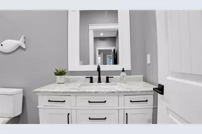 1036 Sunset Circle W, Crystal Beach, TX 77650 - Photo 33