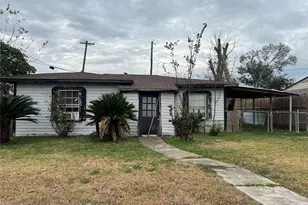 1301 Hempstead Ave, Pasadena, TX 77506 - Photo 1