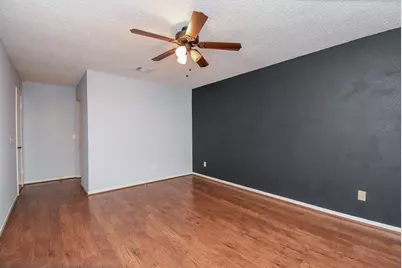 9107 Wallingham Court, Spring, TX 77379 - Photo 17