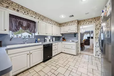 4113 County Road 424, Alvin, TX 77511 - Photo 9