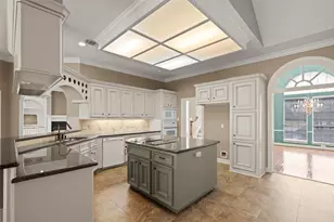 299 Wedgewood Dr, Montgomery, TX 77356 - Photo 9