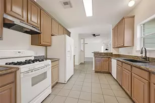 13803 Vickston Ln, Houston, TX 77014 - Photo 11