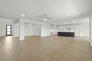 15130 Cibolo Ln, Baytown, TX 77523 - Photo 9