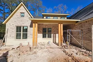 2112 Greentree Dr, Huntsville, TX 77340 - Photo 3