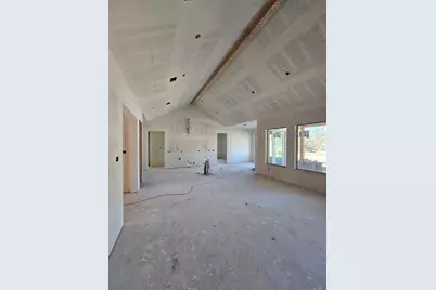 2112 Greentree Drive, Huntsville, TX 77340 - Photo 5