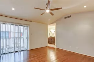 7350 Kirby Dr, Houston, TX 77030 - Photo 11