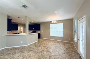 5124 Arborwood Dr, League City, TX 77573 - Photo 9