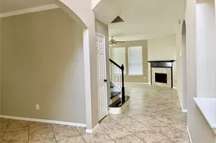 5124 Arborwood Dr, League City, TX 77573 - Photo 5
