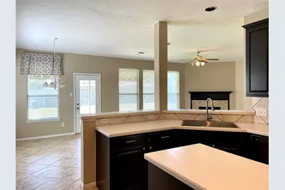 5124 Arborwood Drive, League City, TX 77573 - Photo 11