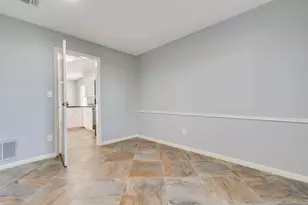 9223 Sandstone St, Houston, TX 77036 - Photo 7