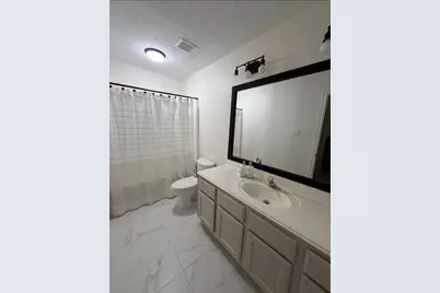 1811 Emerald Lake Court, Houston, TX 77062 - Photo 25