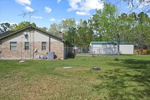 210 Commanche Trail, Wallisville, TX 77597 - Photo 33