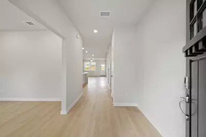 2407 16th Street, Bay City, TX 77414 - Photo 7